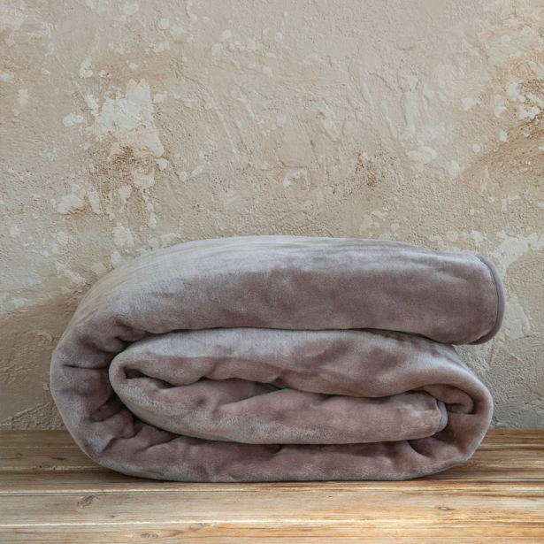 Κουβέρτα Υπέρδιπλη Βελουτέ Coperta Cigar Beige...