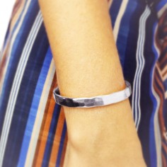 Βραχιόλι Χειροπέδα Σφυρήλατη Ασημί 2