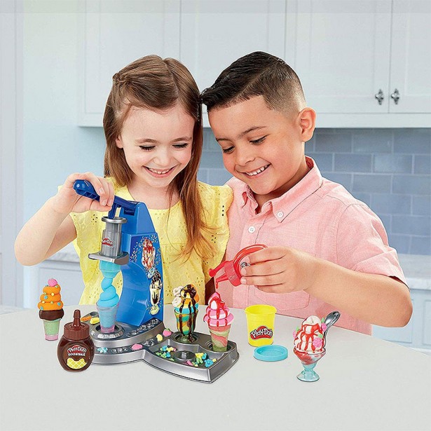 Παγωτομηχανή Ice Cream Play-Doh Hasbro